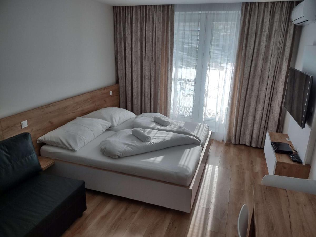 Apartman Kyjev 2 Podhajska Exterior photo