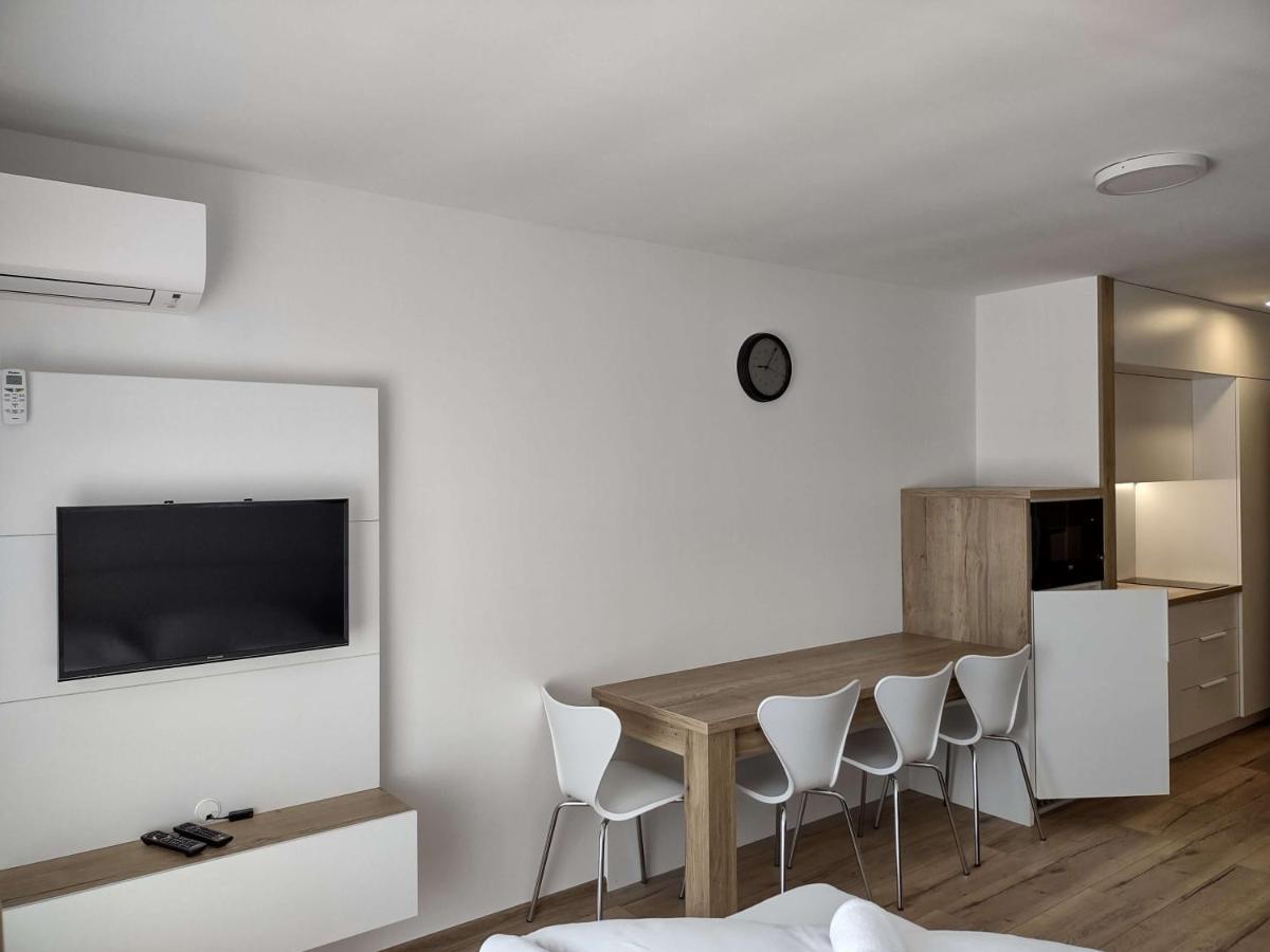 Apartman Kyjev 2 Podhajska Exterior photo